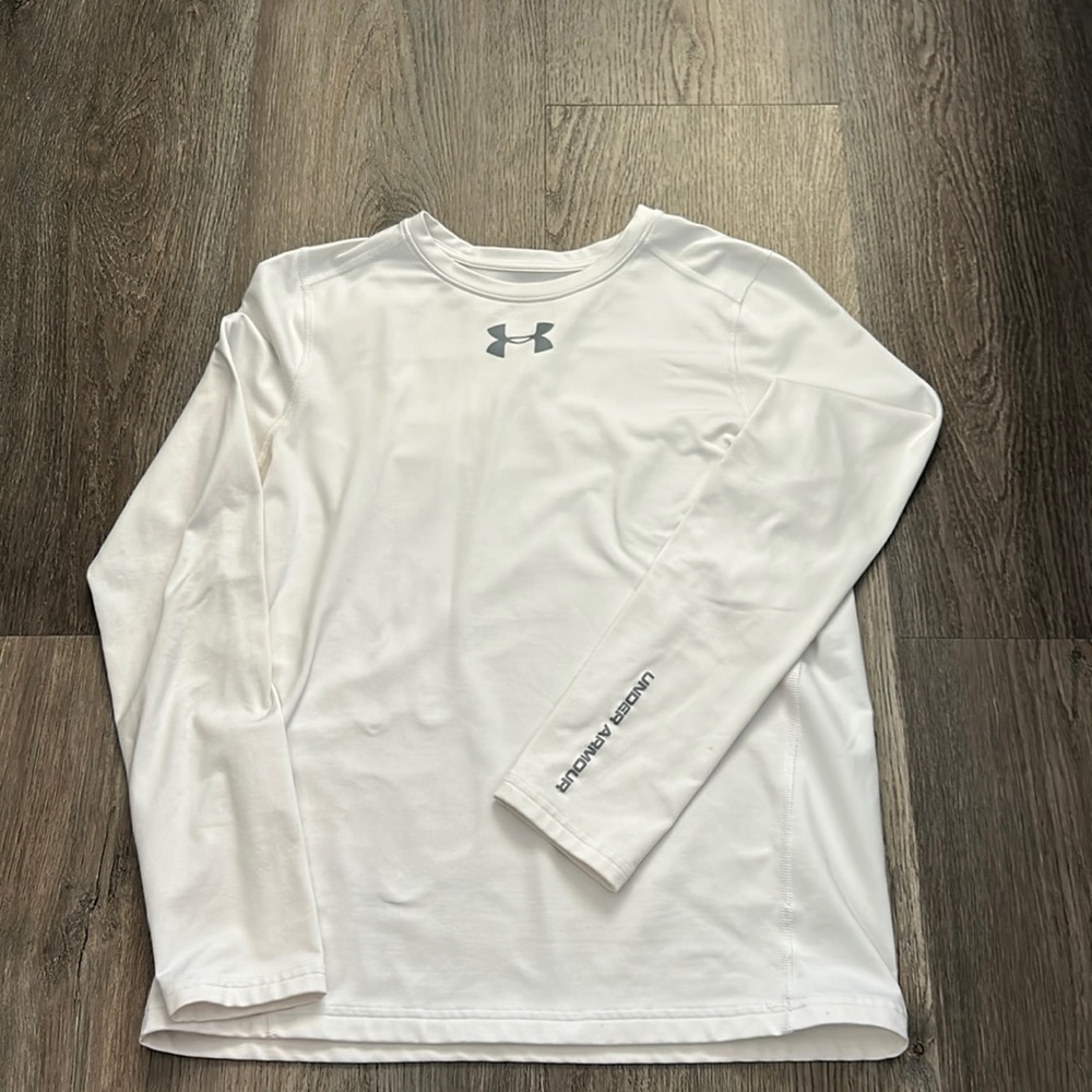 YOUTH under armour thermal long sleeve